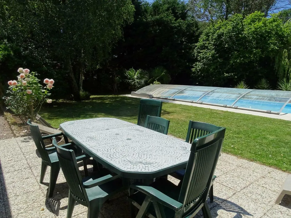 Апартаменты Le Jardin Fleuri Ploemel