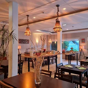 Otel Du Golf Saint-laurent, Ploemel